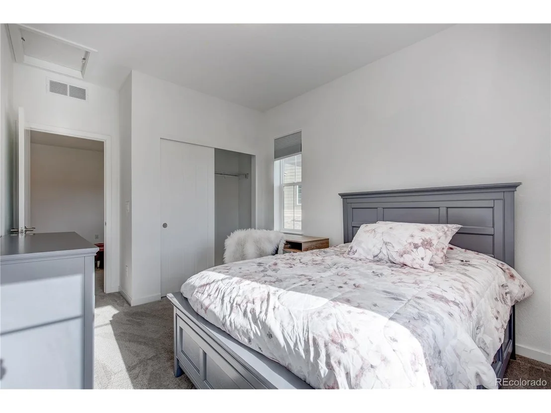 Photo of 32 Starlight Cir