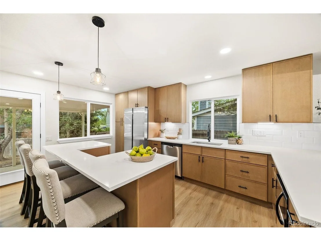 Photo of 8162 Field Cir