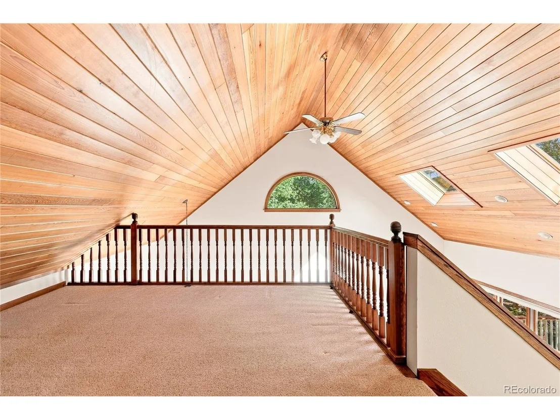 Photo of 211 Cedar Way