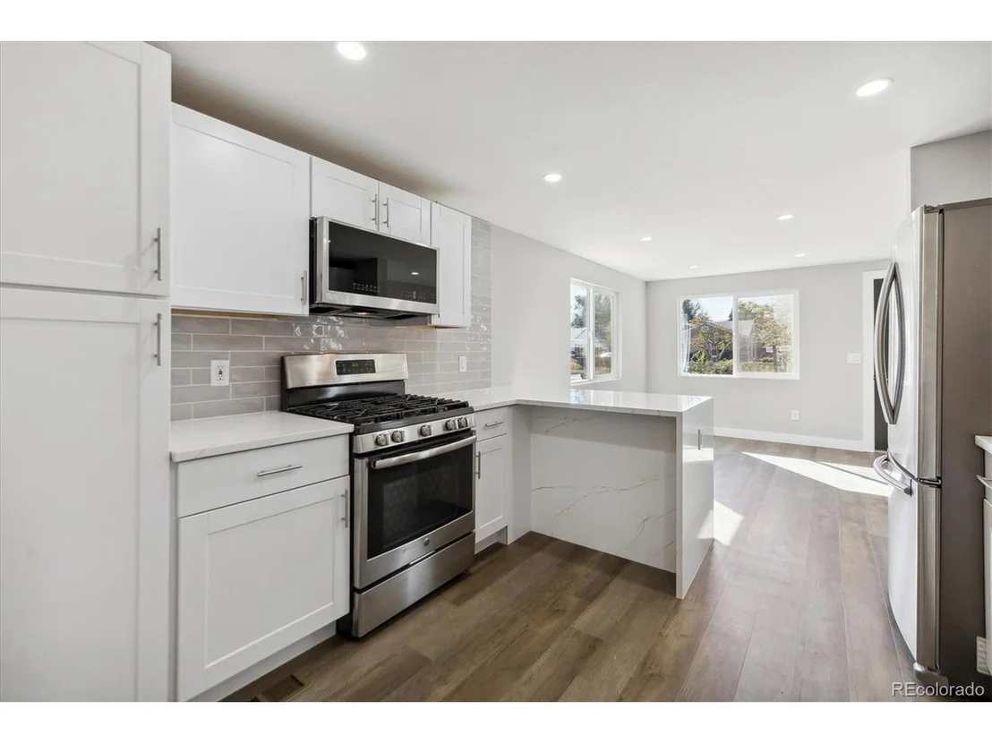 Photo of 6875 Reno Dr