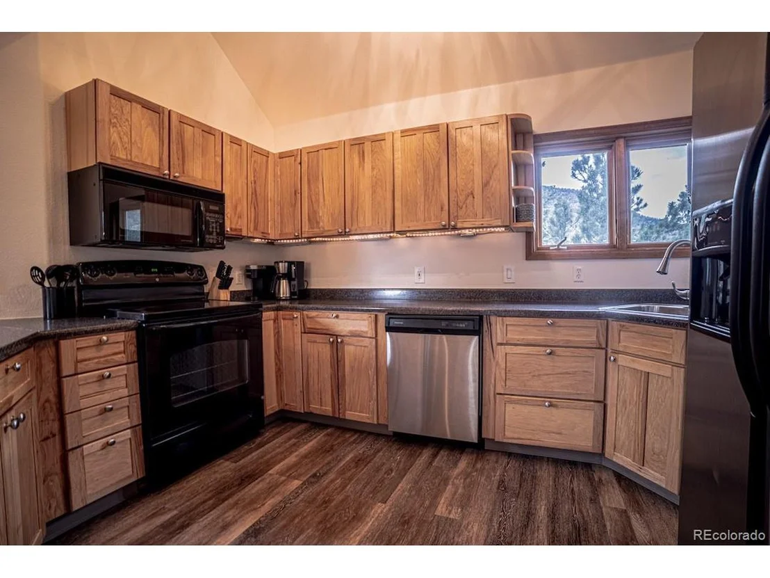 Photo of 350 Saxon Mountain Rd