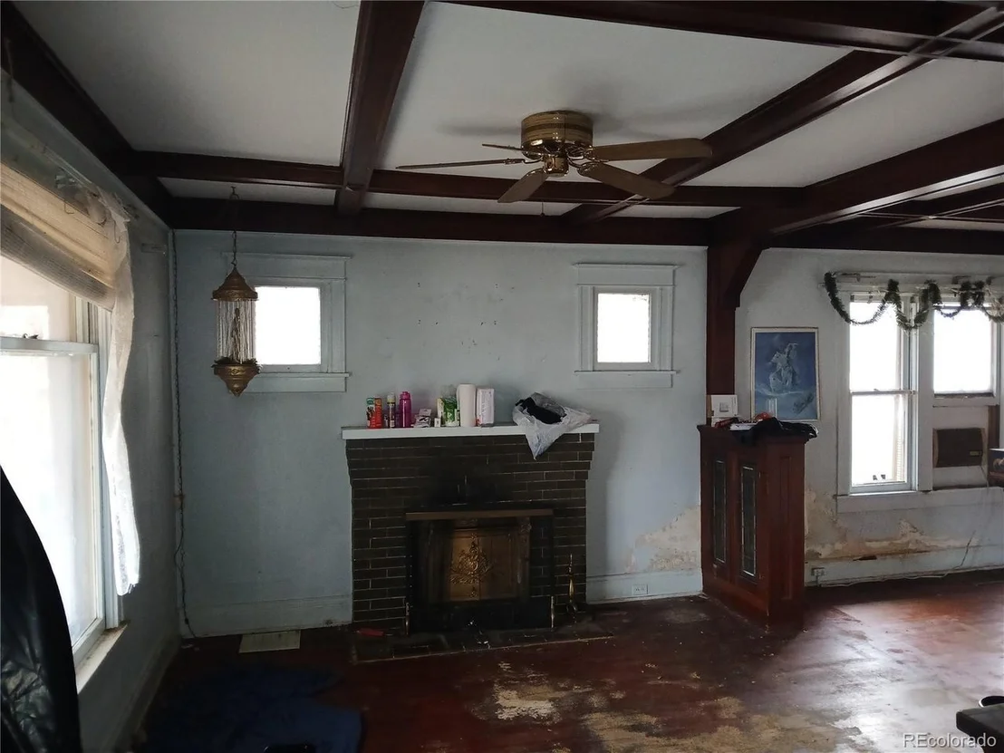 Photo of 2541 Elm St