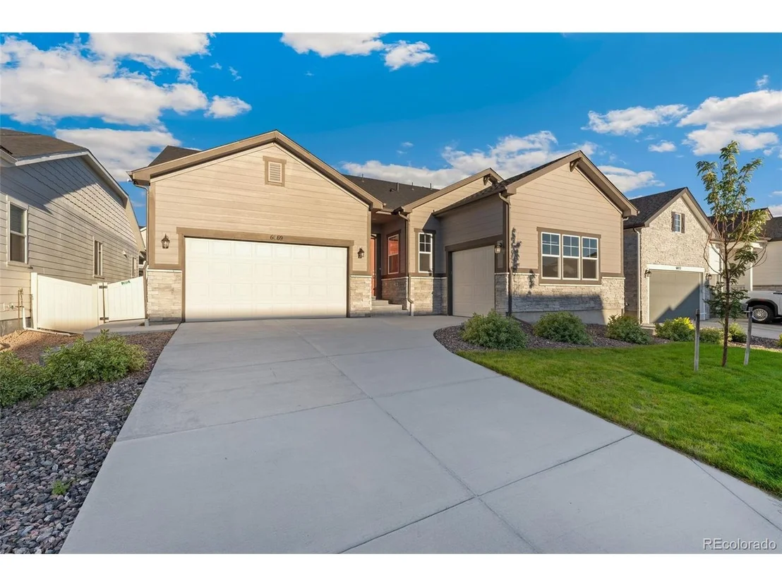 Photo of 6069 Long Branch Dr