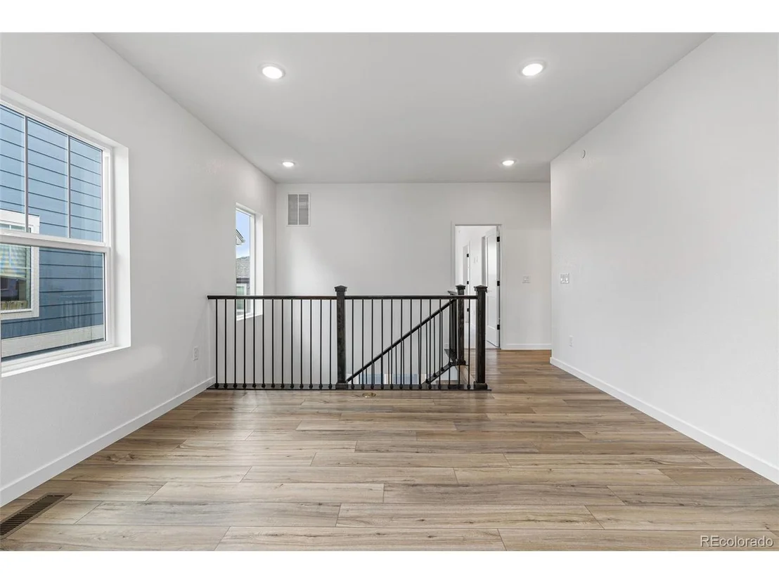 Photo of 356 Fox Ln