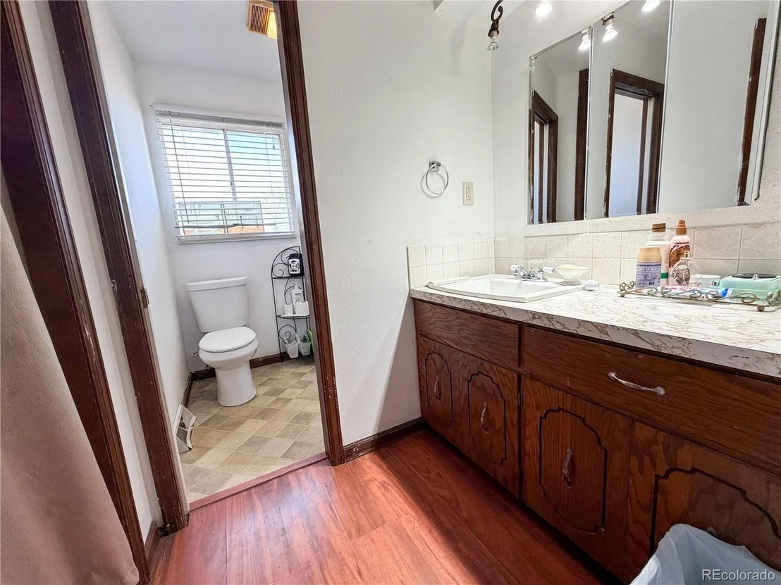 Photo of 662 Ash Ave