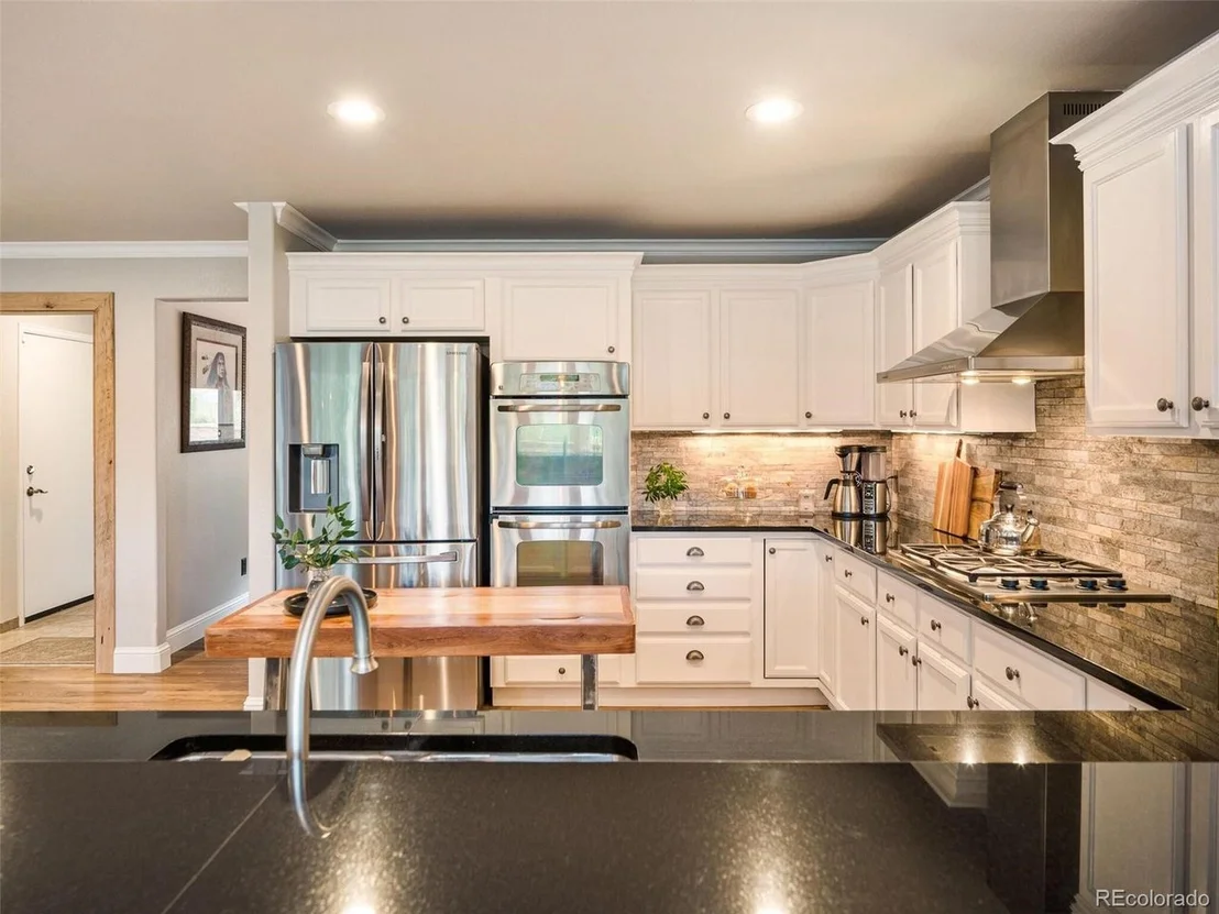 Photo of 137 Nuthatch Rd