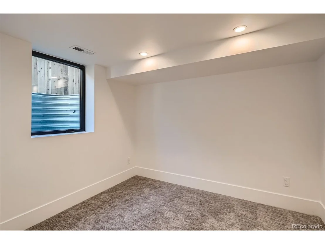 Photo of 3475 W 35th Ave