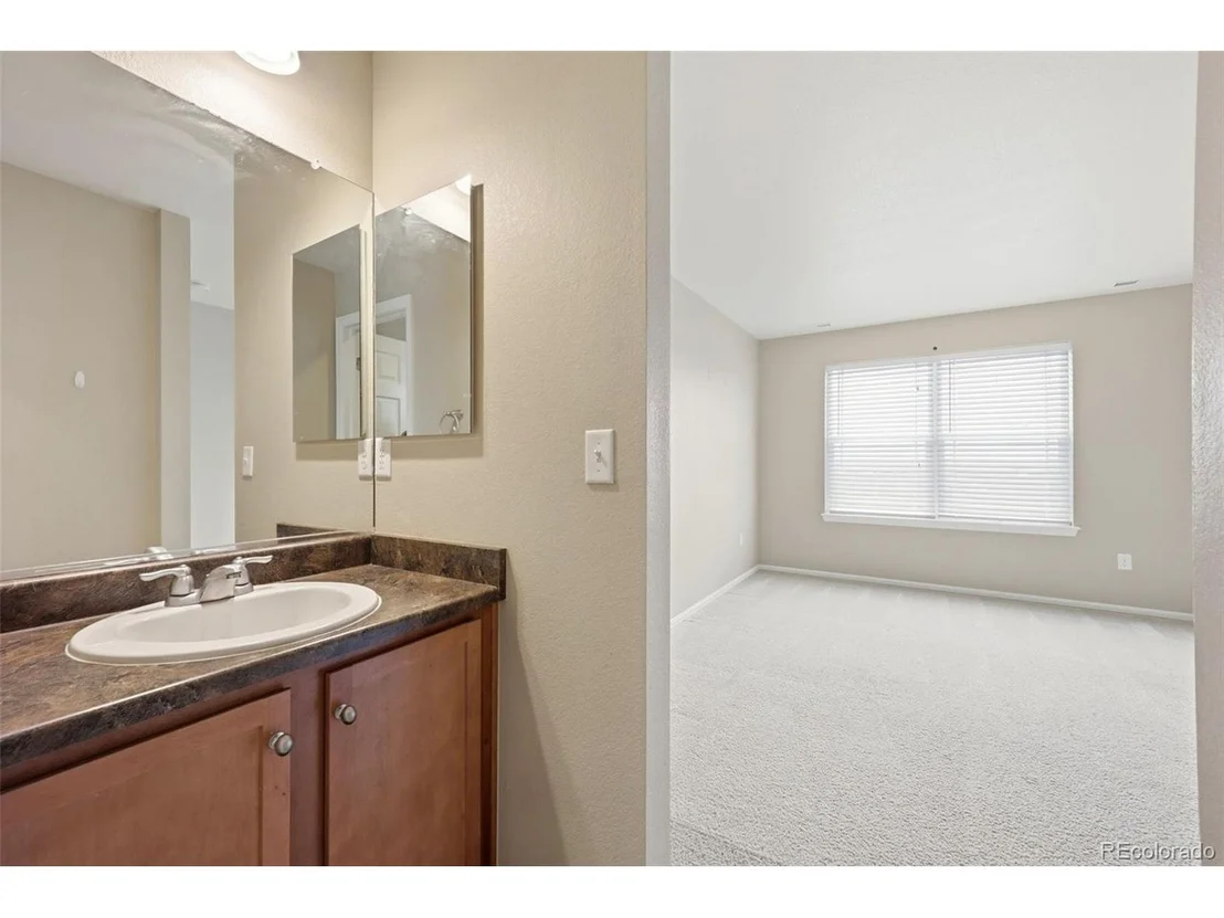 Photo of 42007 Westchester Cir