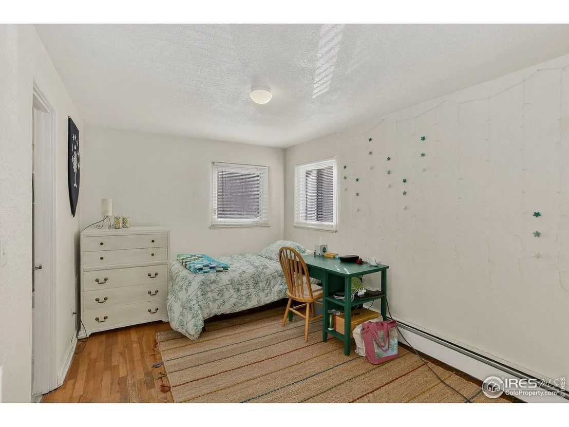 Photo of Unit 5 at 961 16th St