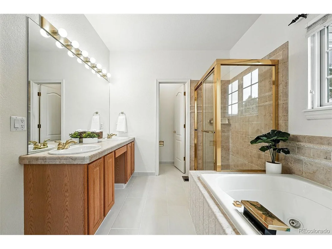 Photo of 146 Estack Pl