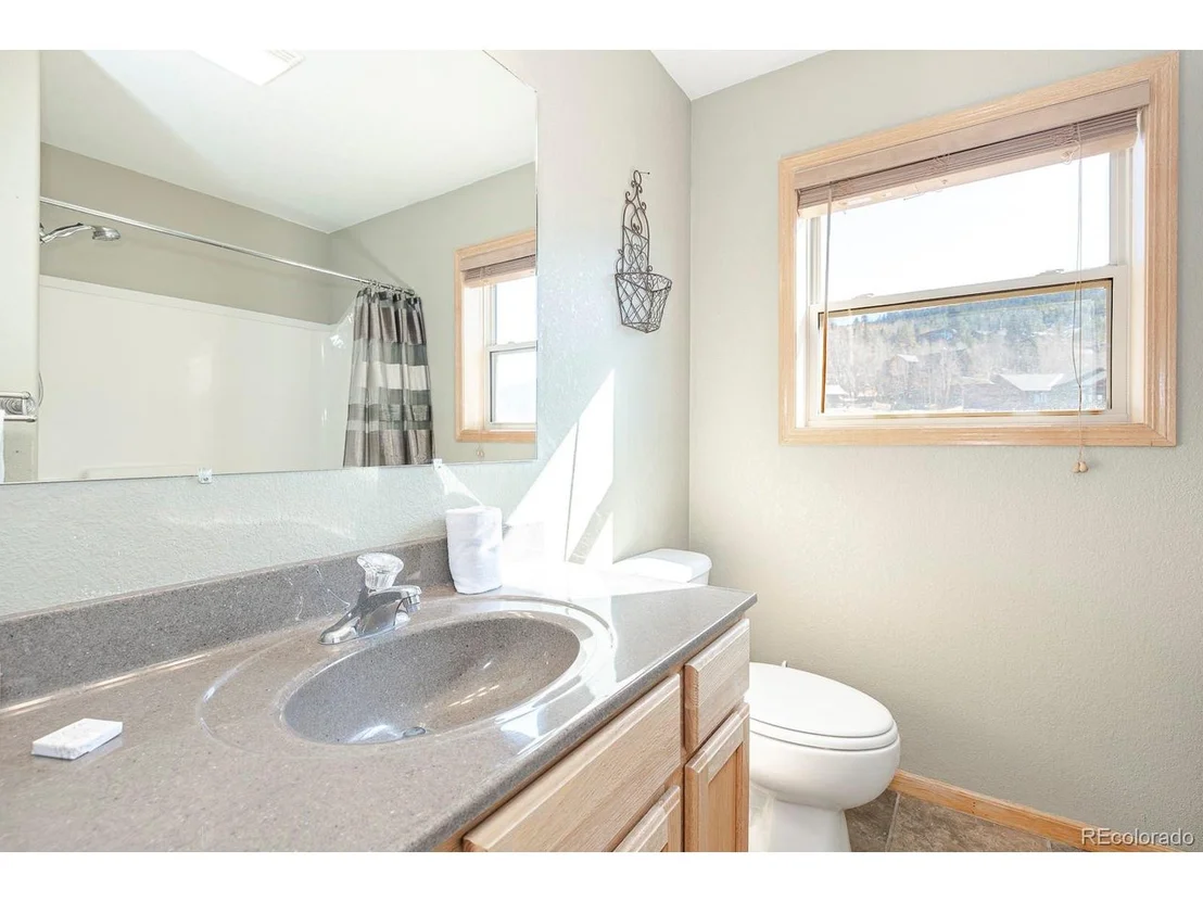 Photo of 498 Beaver Dr