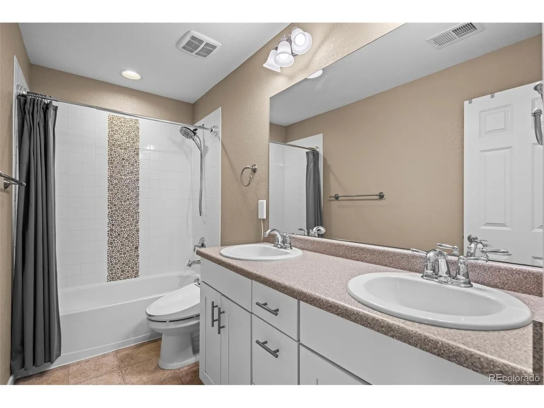 Photo of 329 Chapel Hill Dr