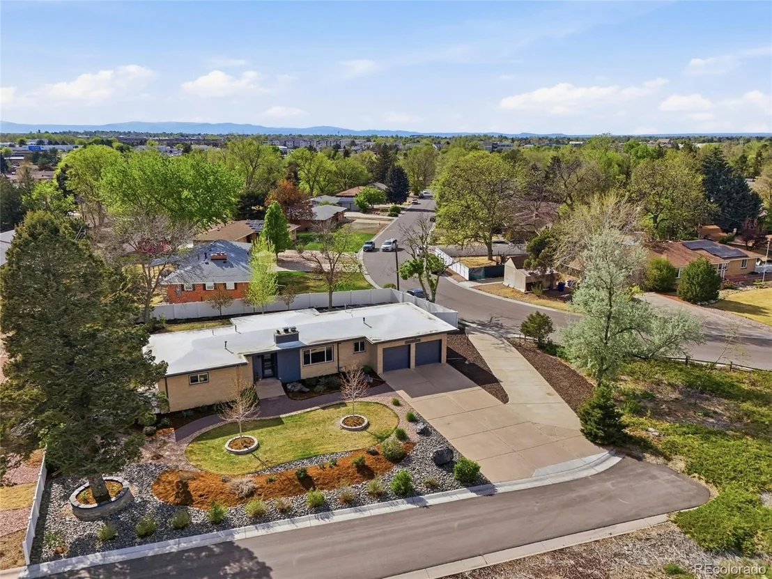 Photo of 2705 Sunset Ln