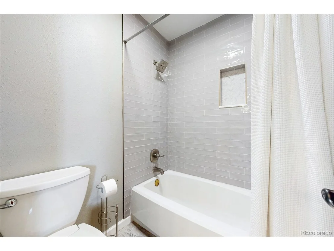 Photo of 7692 Surrey Dr