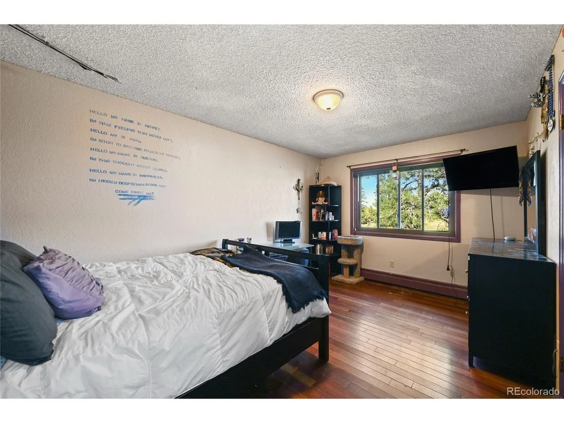 Photo of 5430 Murr Rd