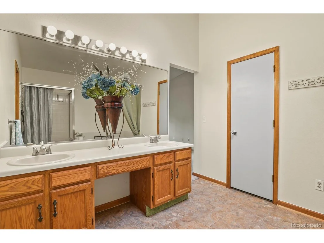 Photo of 10548 Hobbit Ln