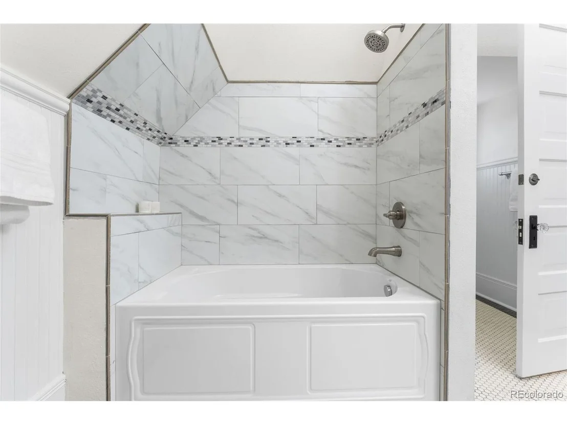 Photo of 1150 Euclid Ave