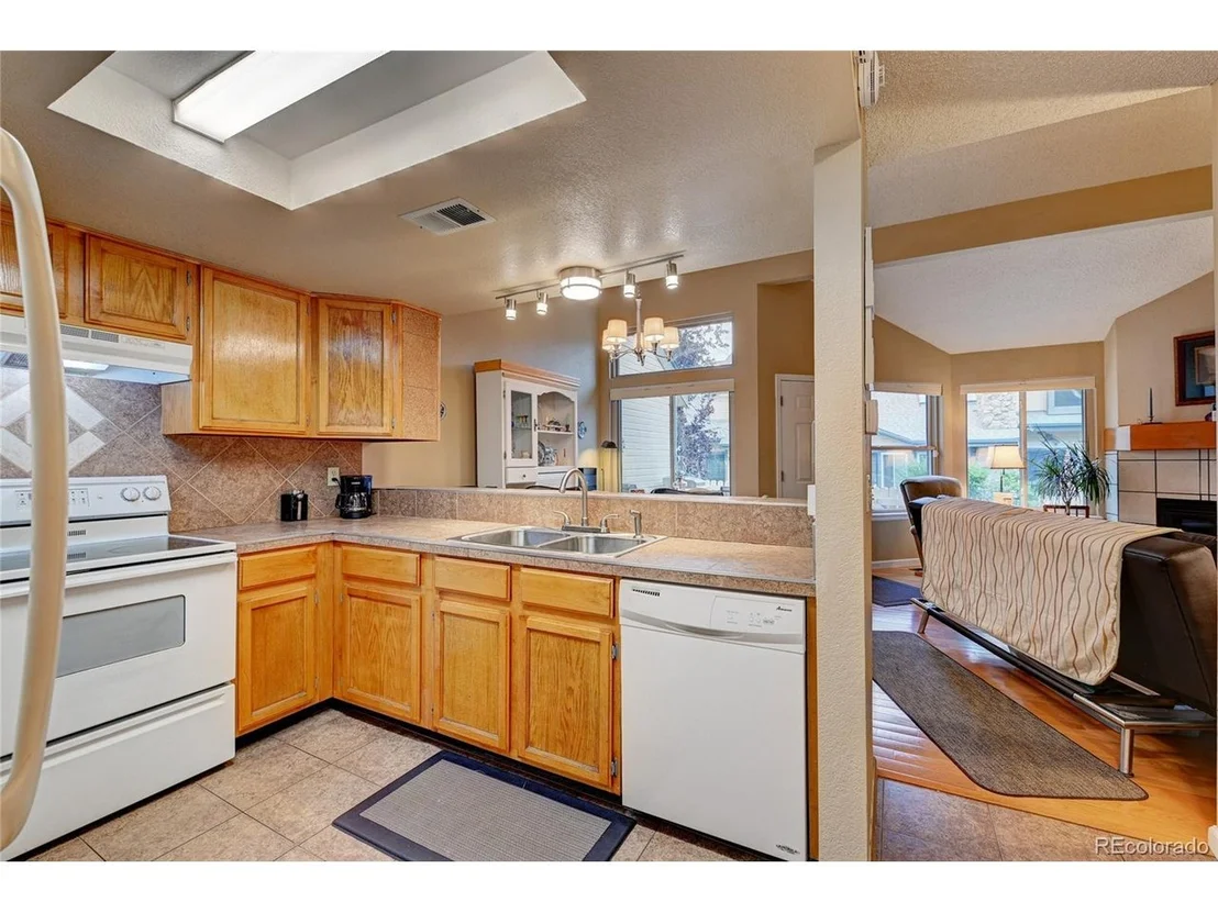 Photo of Unit E at 8774 Allison Dr