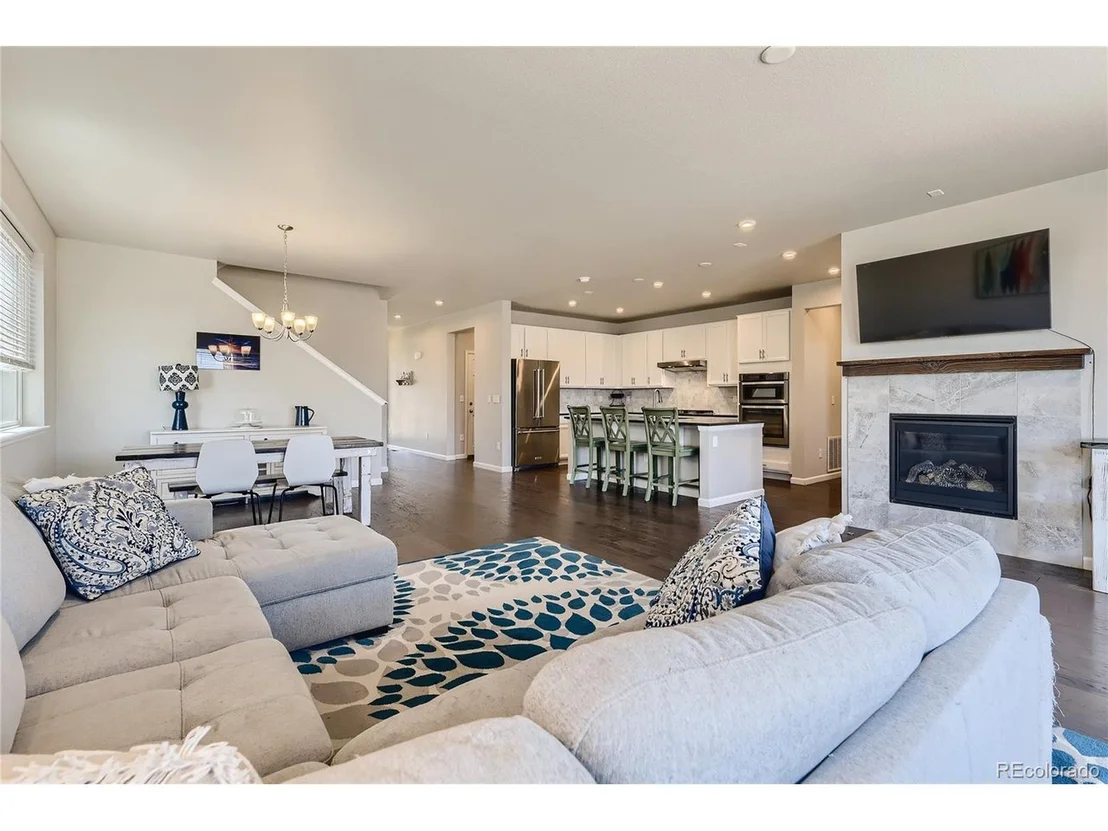 Photo of 23919 E Narrowleaf Pl