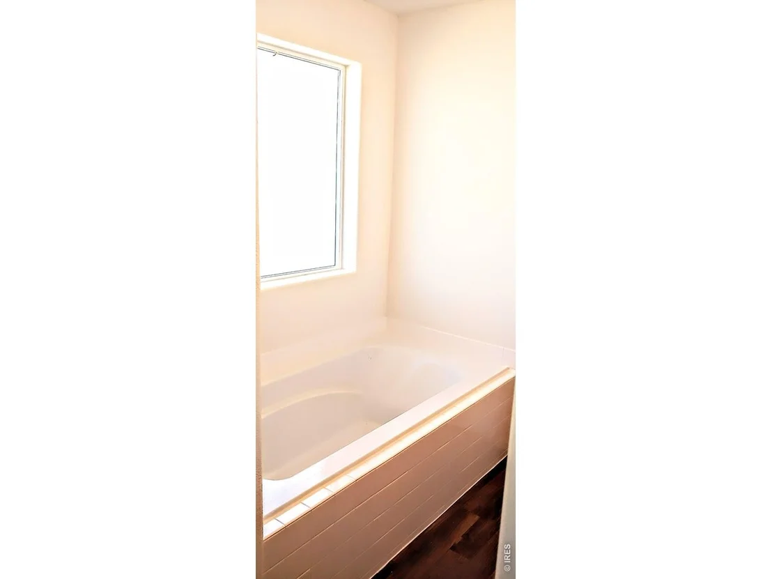 Photo of 2411 Juno Ln