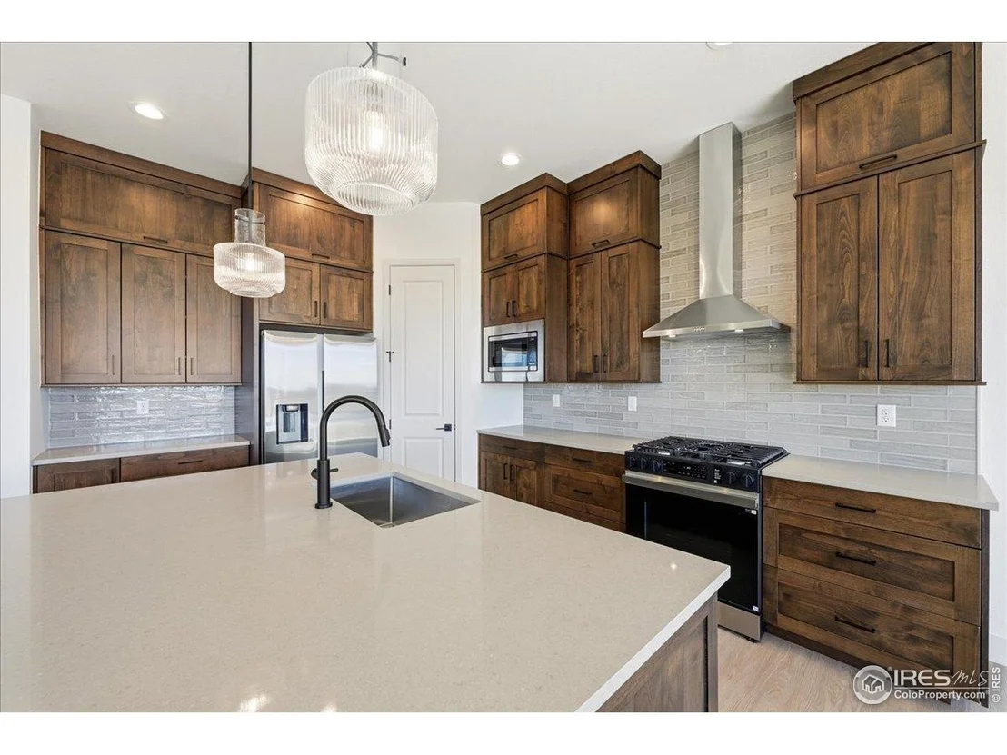 Photo of 823 Clydesdale Dr