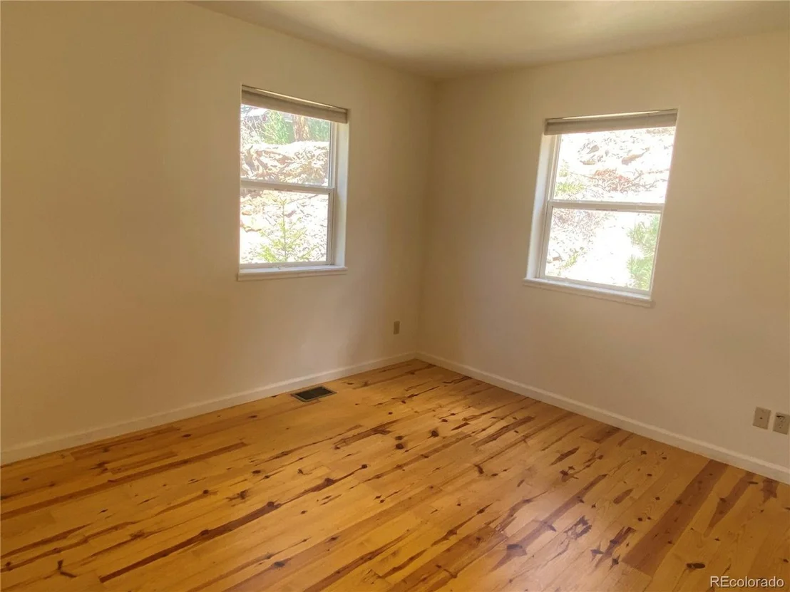 Photo of 1110 Main St