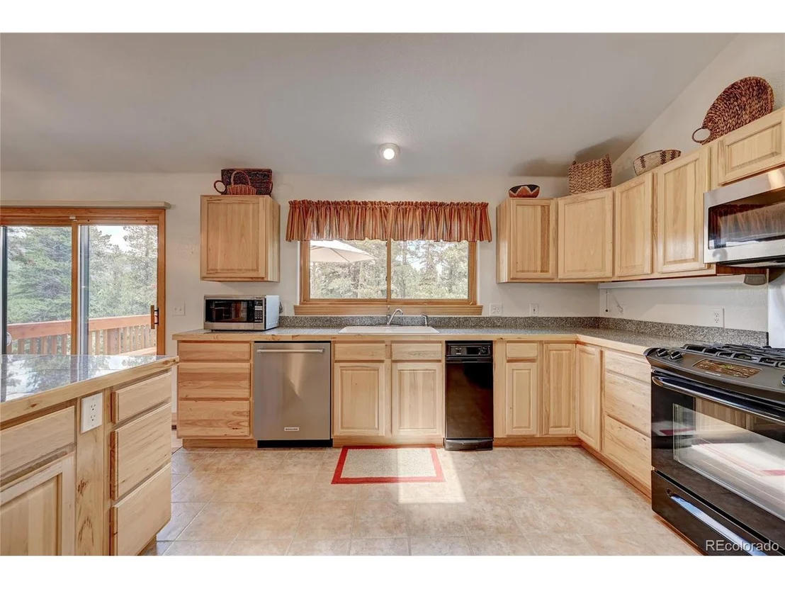 Photo of 631 Lodge Pole Dr