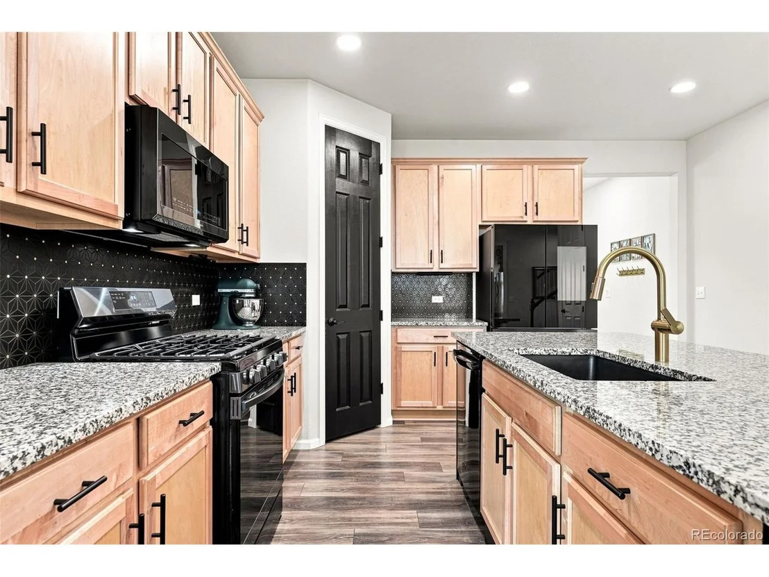 Photo of 3943 White Leaf Pl