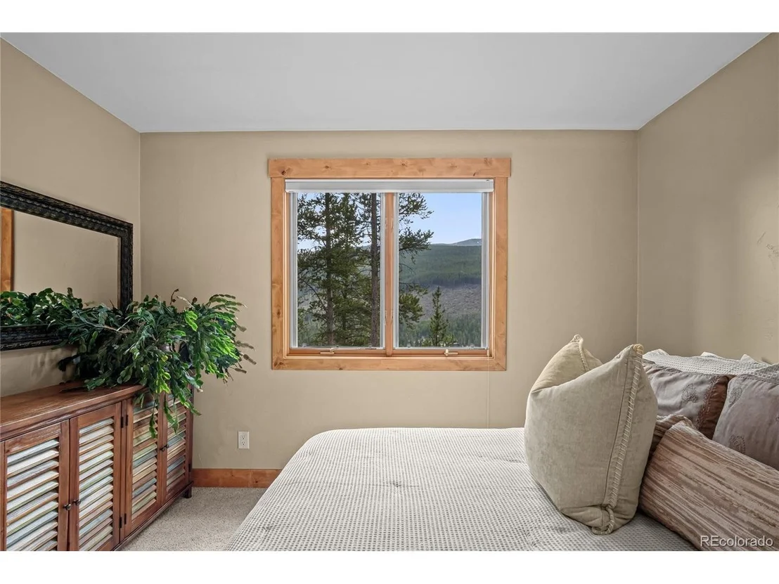 Photo of 314 Coronet Dr