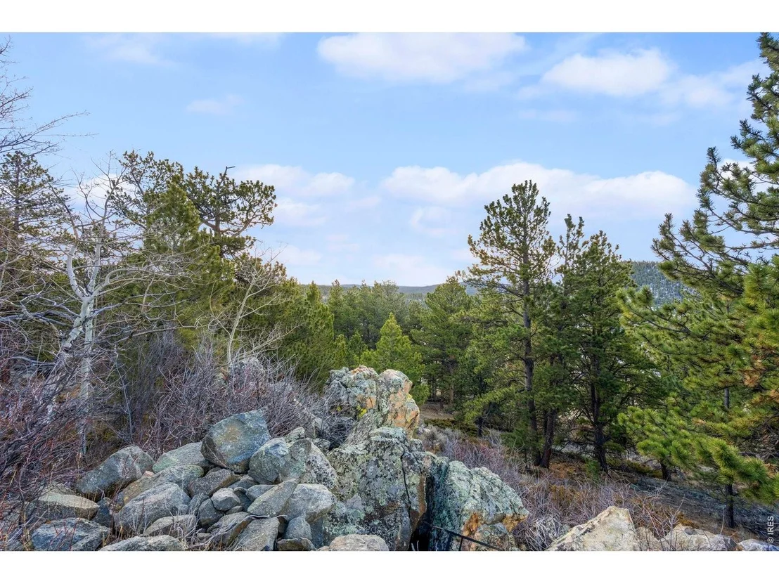 Photo of 215 Murdock Dr