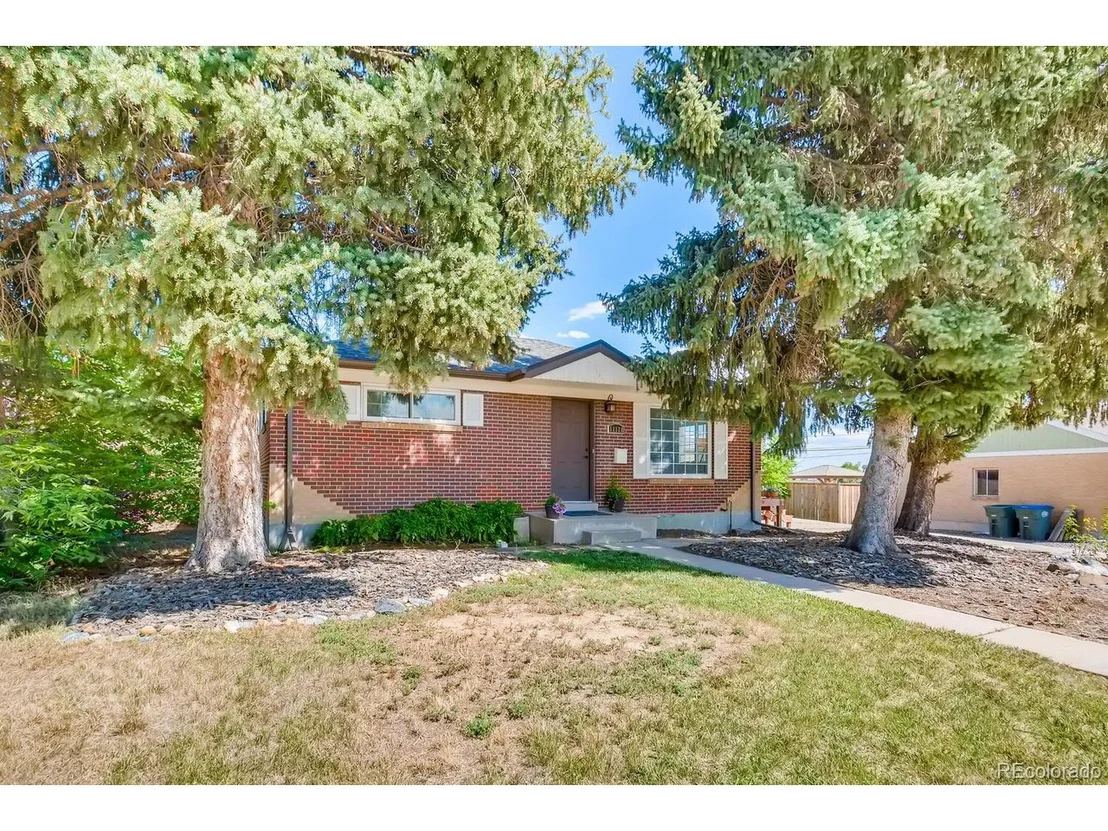 Photo of 11128 Murray Dr
