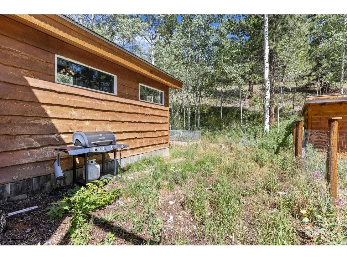 Photo of 665 Lower Travis Gulch Rd