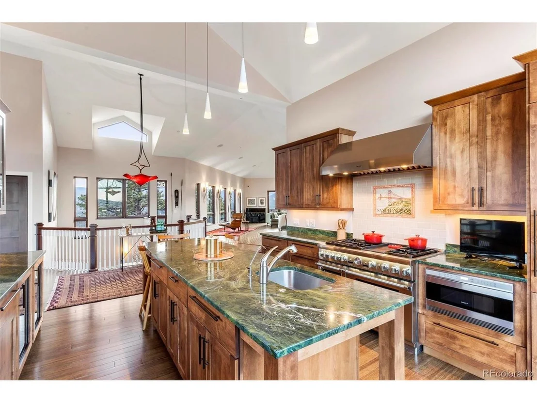 Photo of 33579 Mount Wilson Rd
