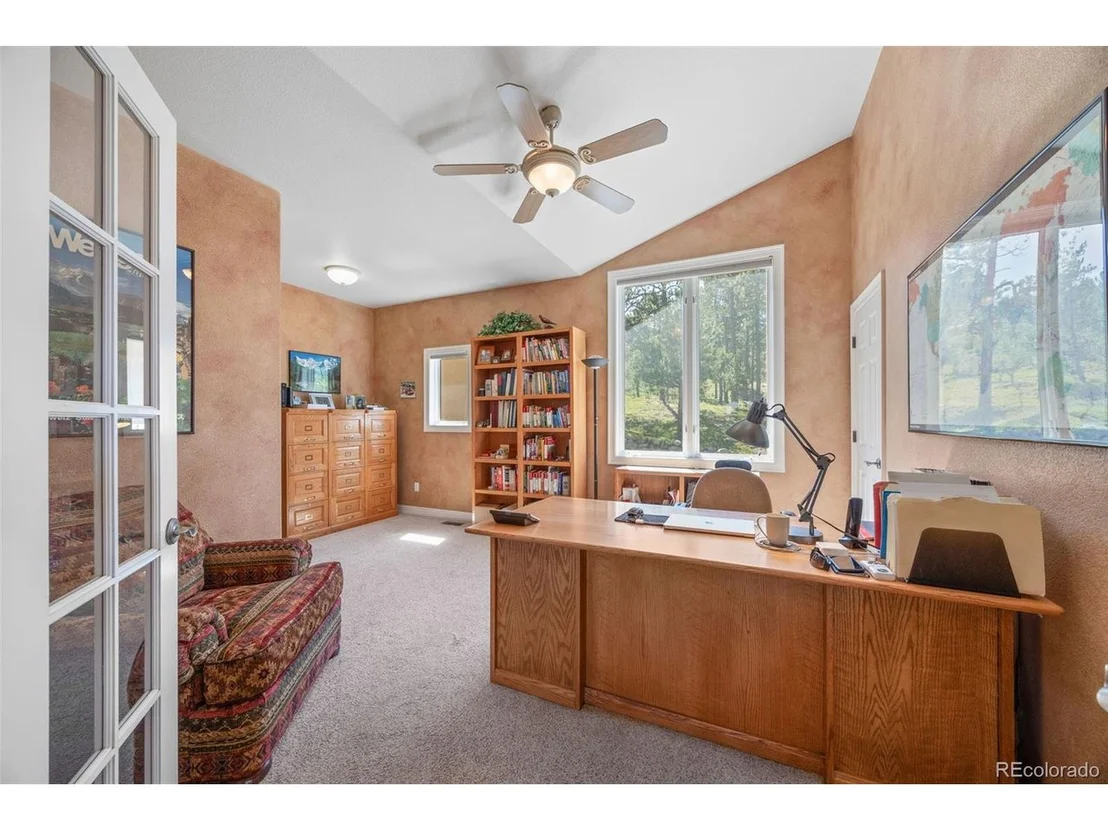 Photo of 17551 Colonial Park Dr