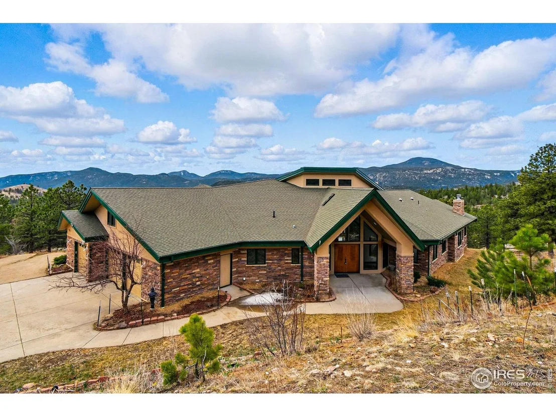Photo of 8566 Flagstaff Rd