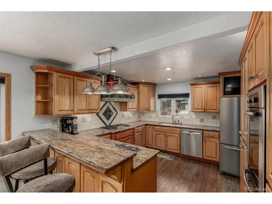 Photo of 2018 42nd Ave