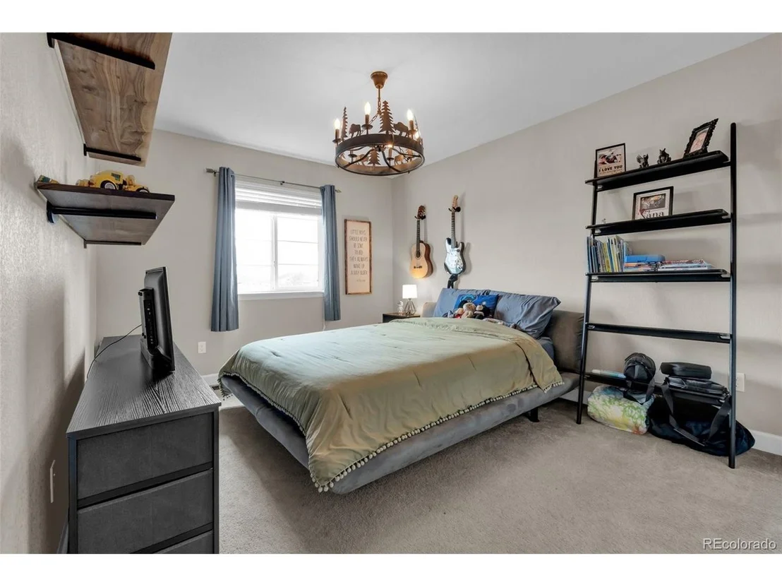 Photo of 1065 White Leaf Cir