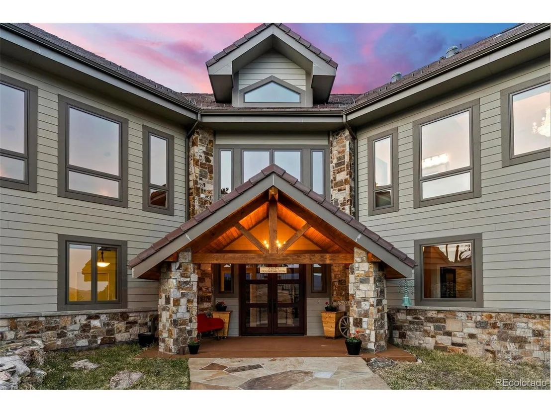 Photo of 33579 Mount Wilson Rd