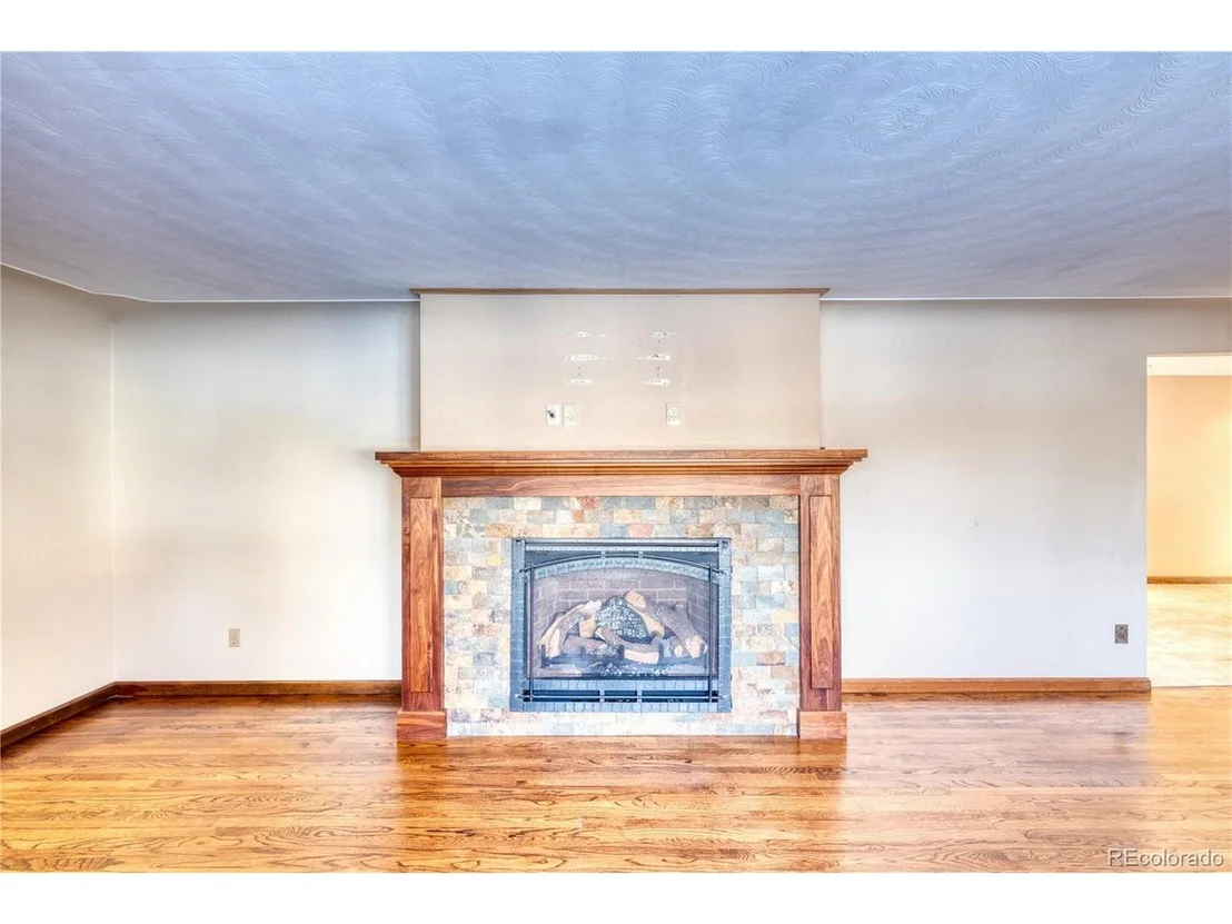 Photo of 2750 Heather Rd