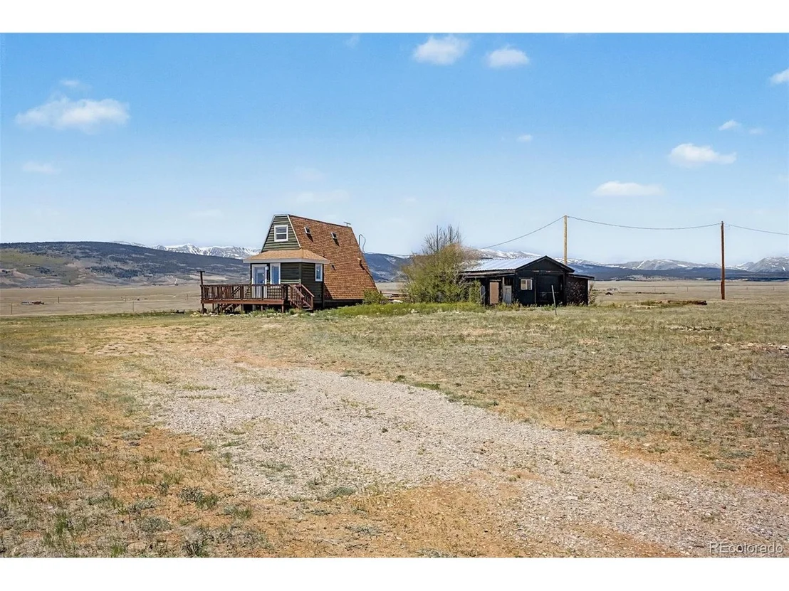 Photo of 1365 Kokanee Rd