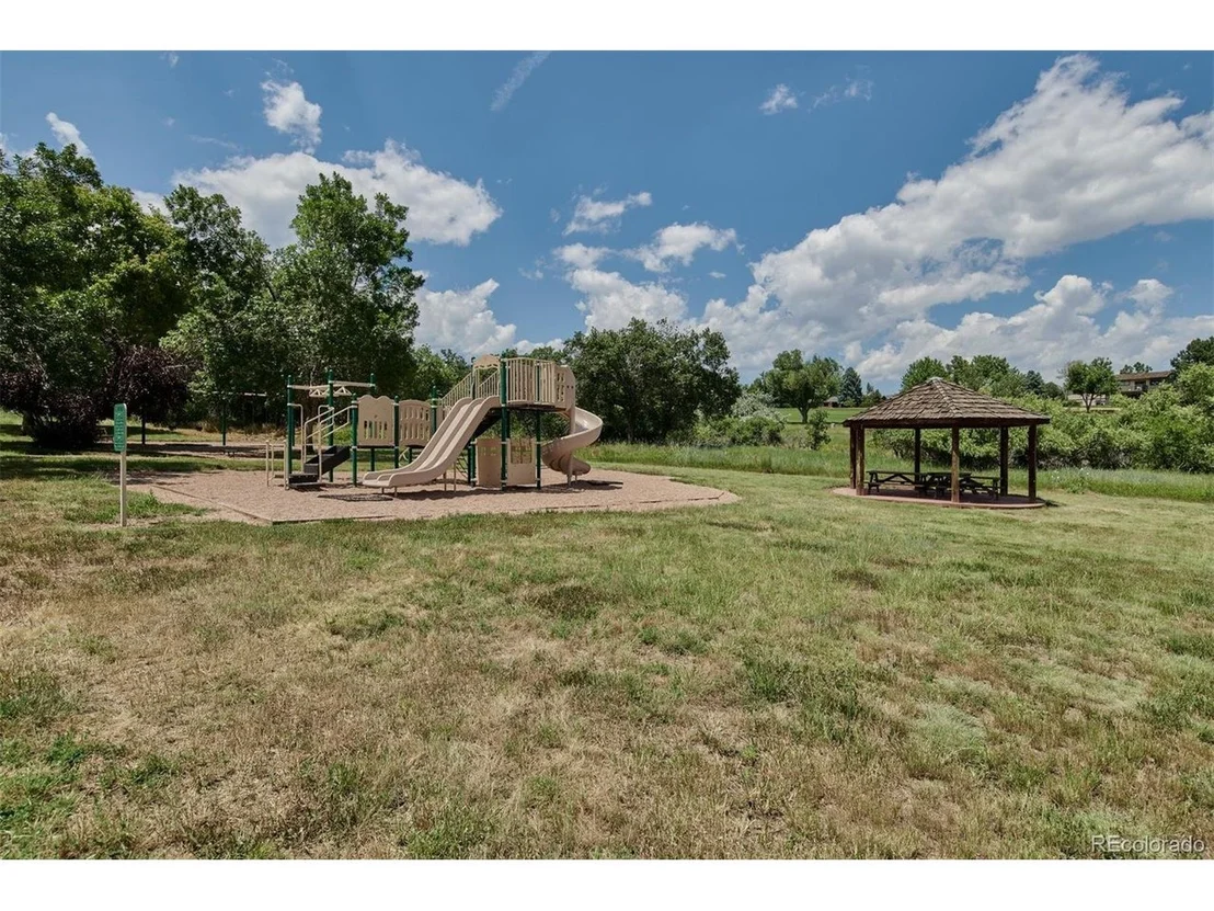Photo of 6093 Willowbrook Dr