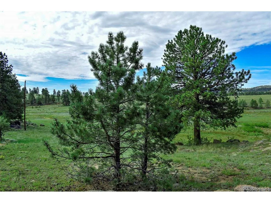 Photo of 32 Peak Dr
