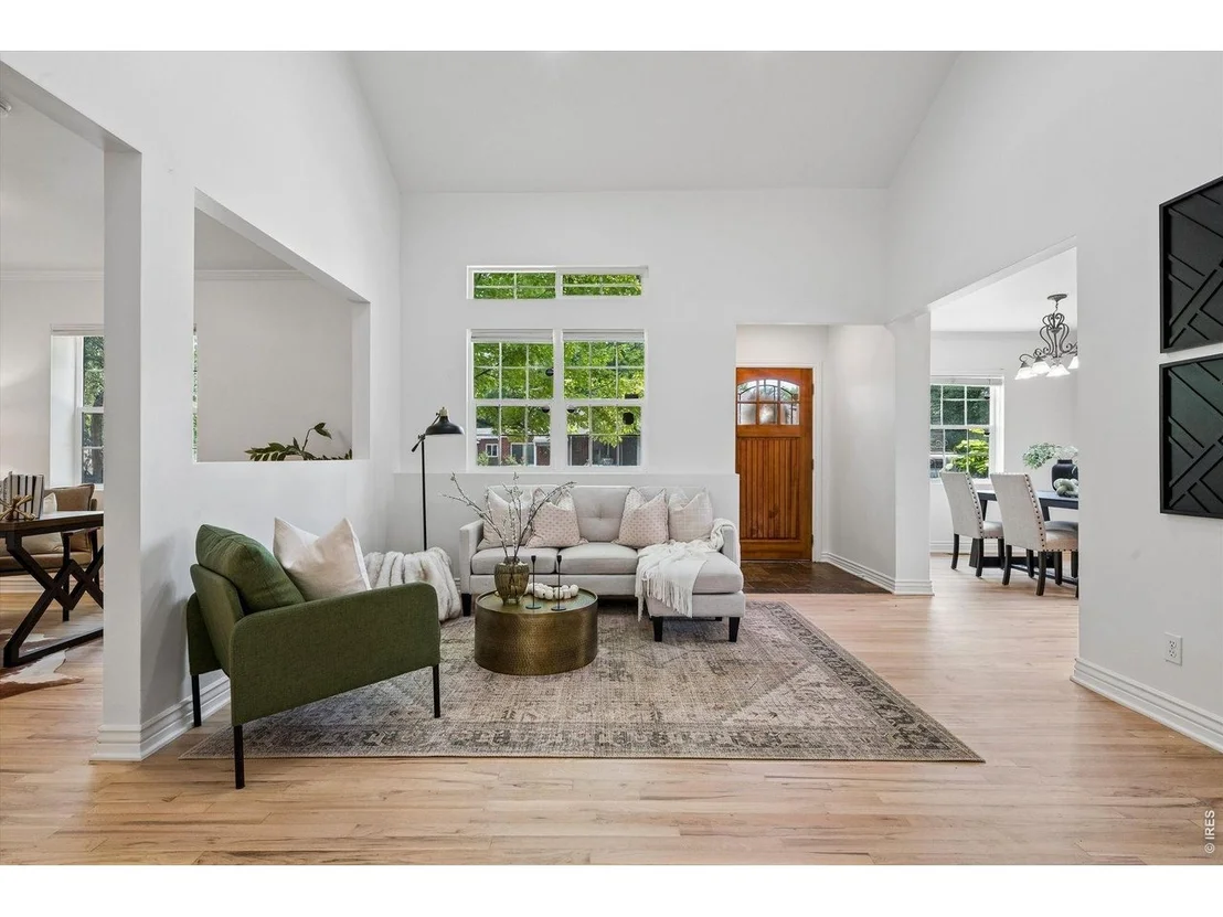 Photo of 1141 Elm St