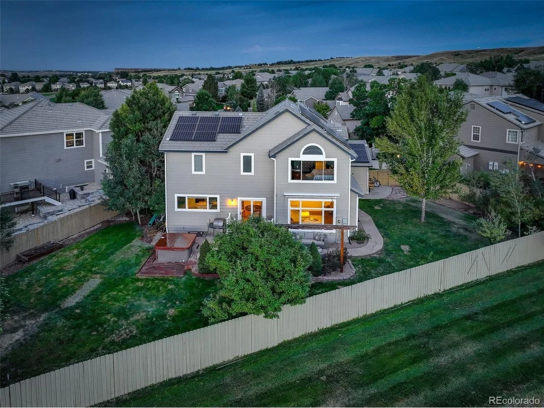 Photo of 345 Onyx Way