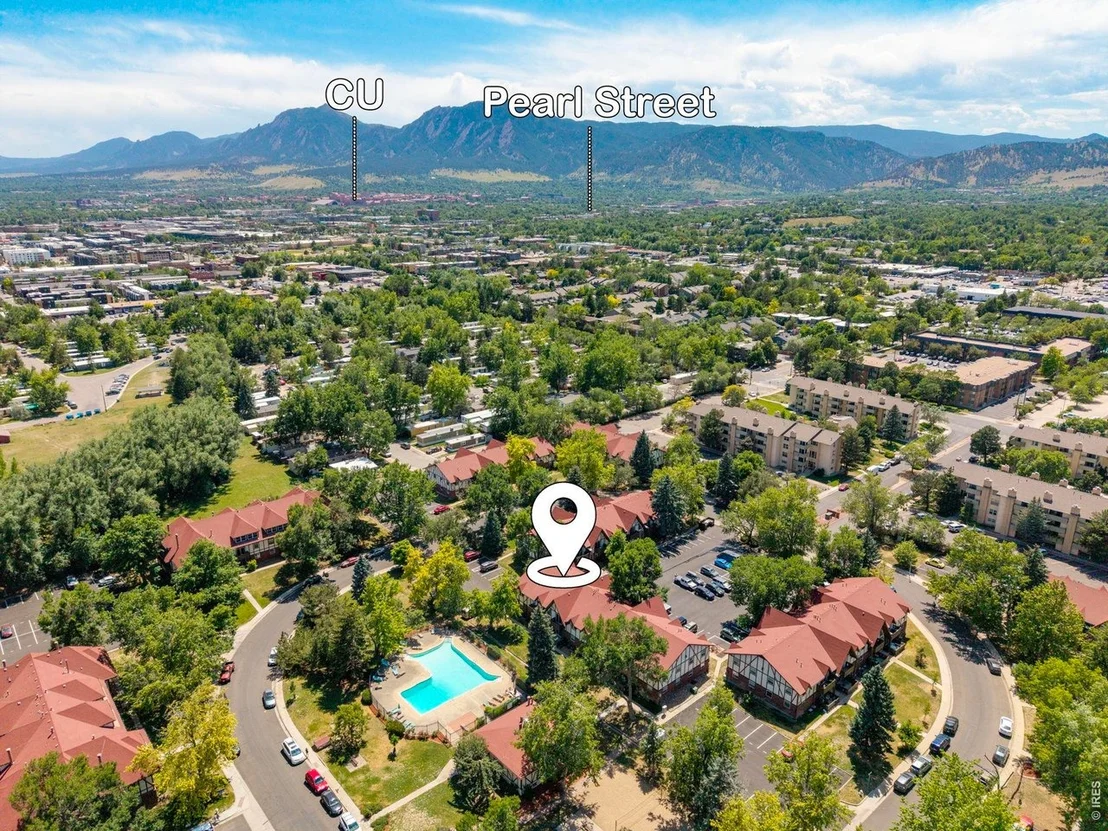 Photo of Unit D11 at 3250 Oneal Cir
