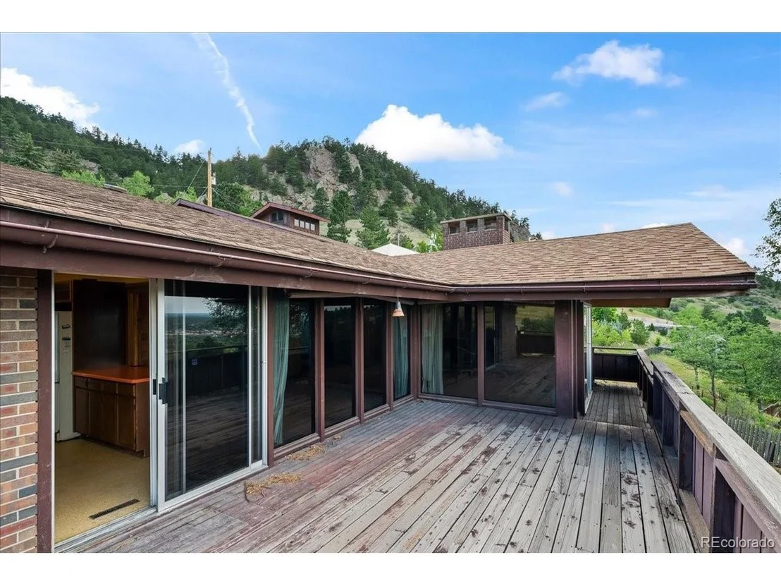 Photo of 740 Flagstaff Rd