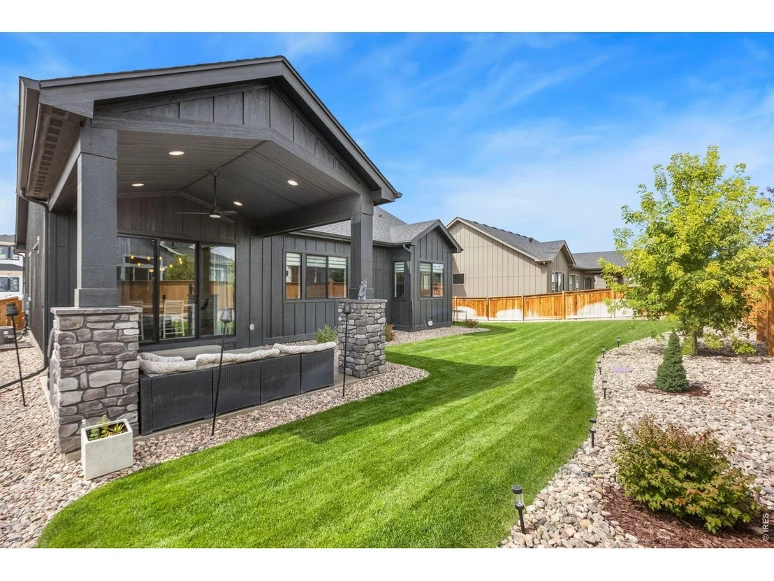 Photo of 843 Clydesdale Dr