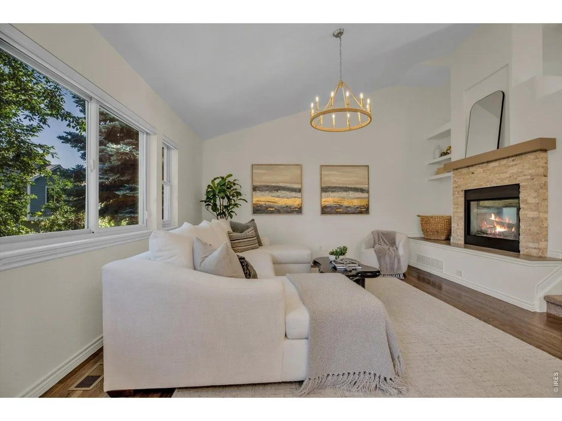 Photo of 4874 Dakota Blvd