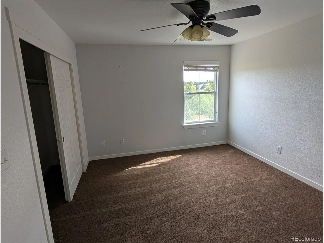 Photo of 4590 Pleasant Valley Cir