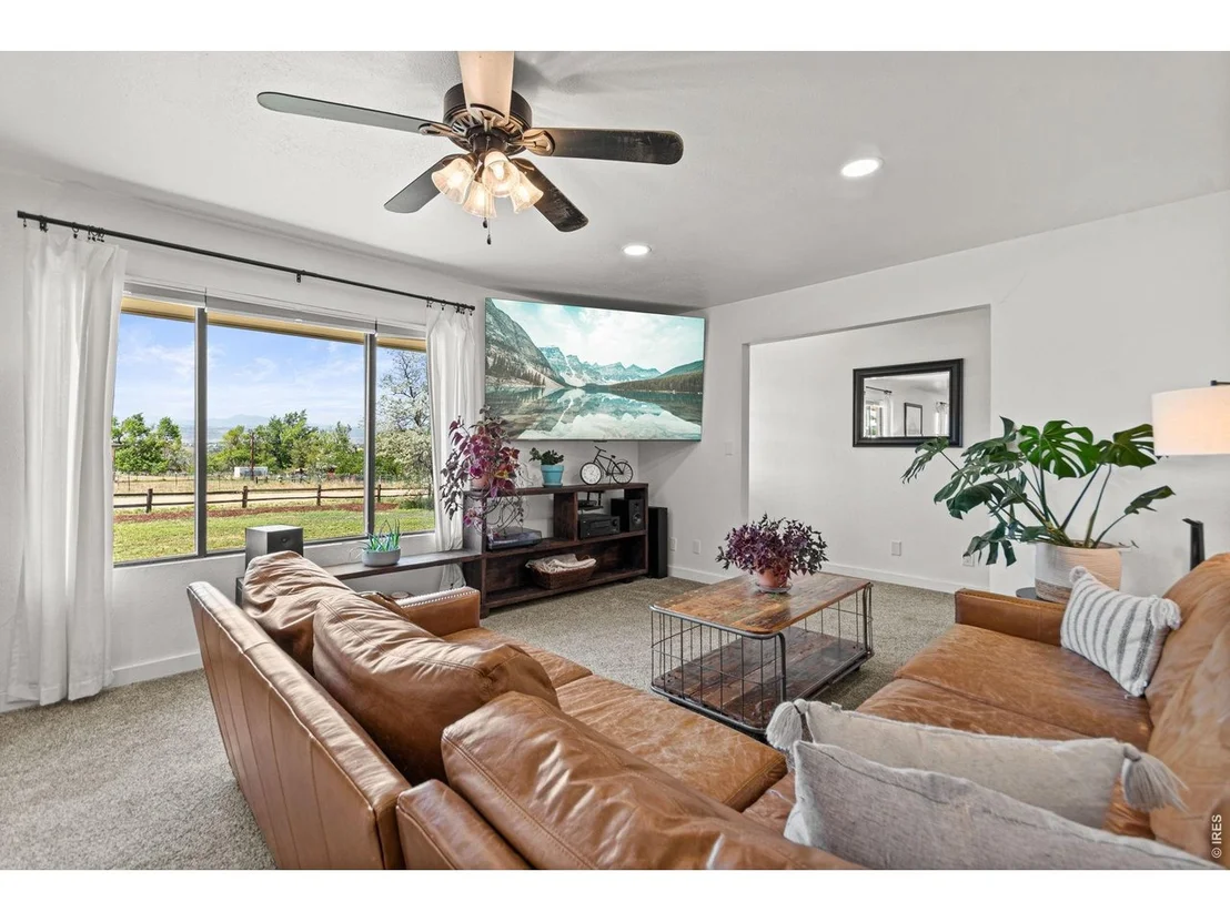 Photo of 2012 Charro Ave